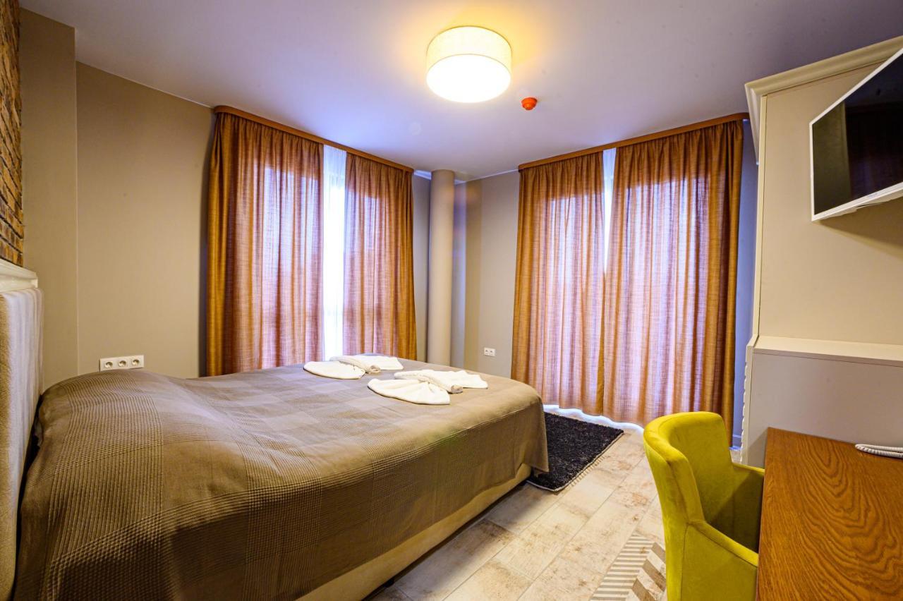 Antique Boutique Hotel Pavel Banya Exterior photo