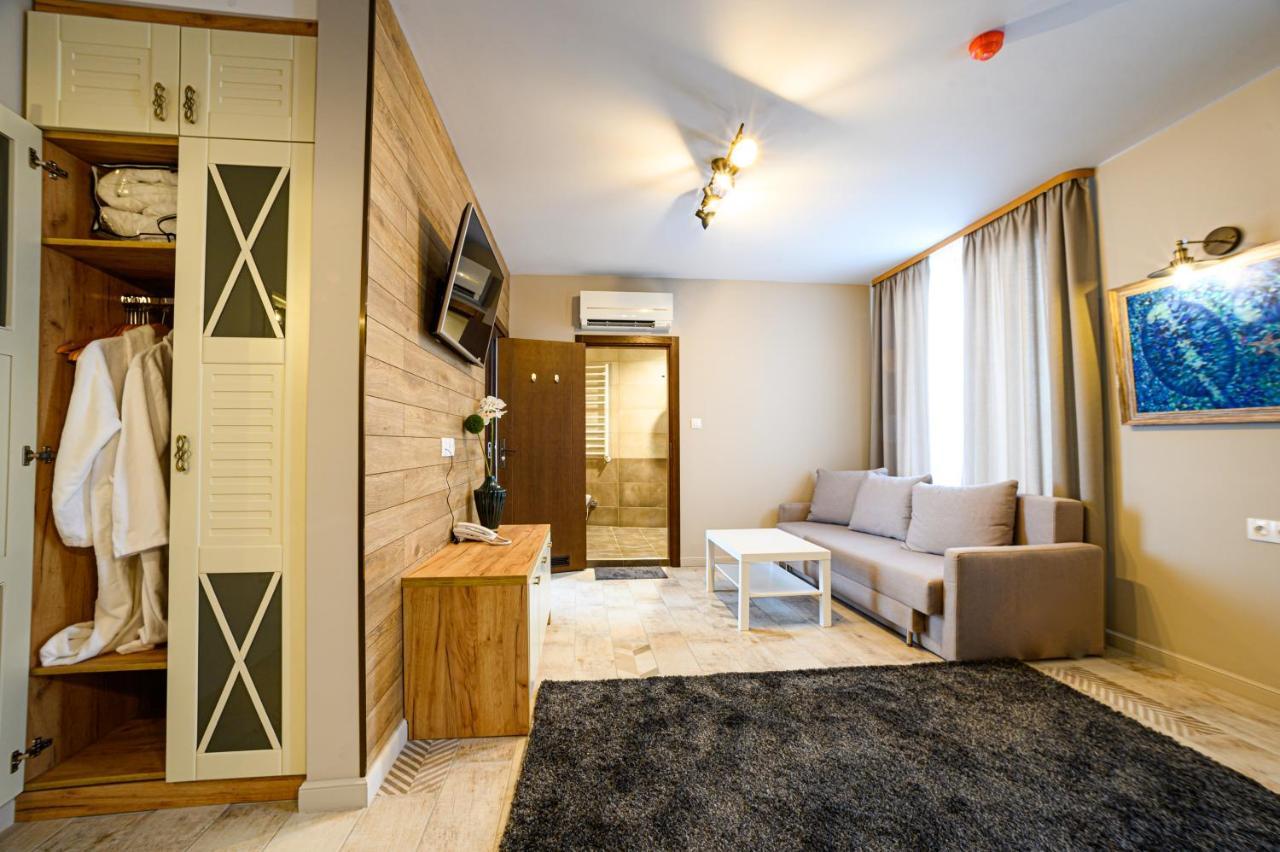 Antique Boutique Hotel Pavel Banya Exterior photo