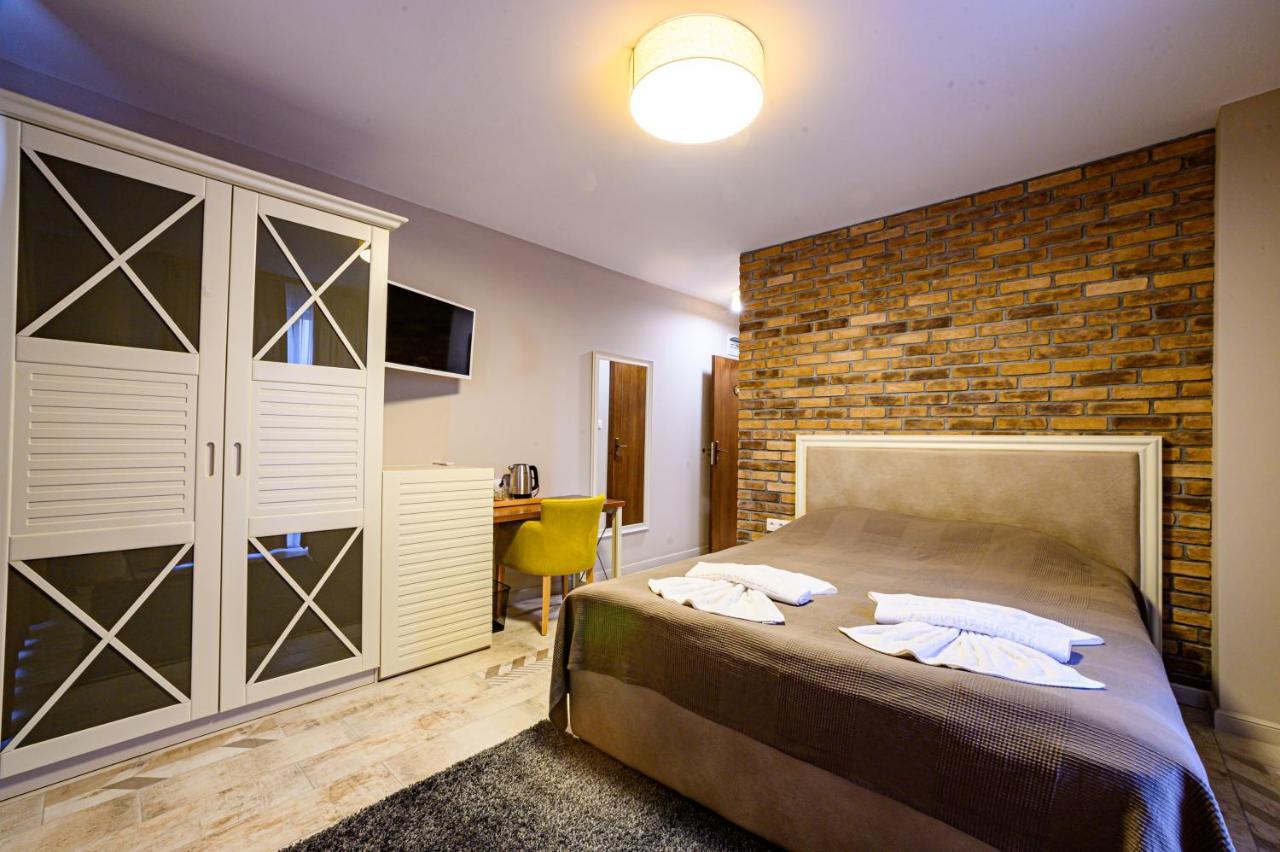 Antique Boutique Hotel Pavel Banya Exterior photo