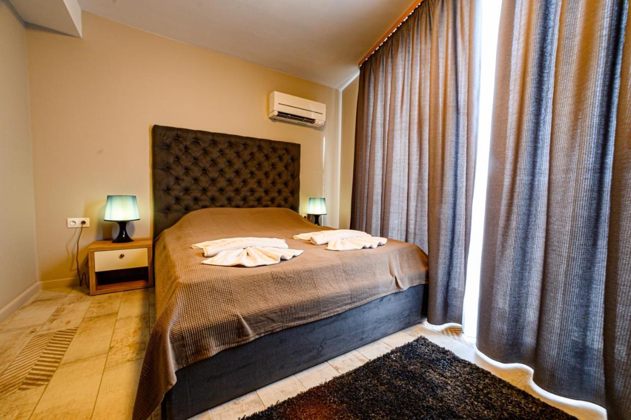 Antique Boutique Hotel Pavel Banya Exterior photo