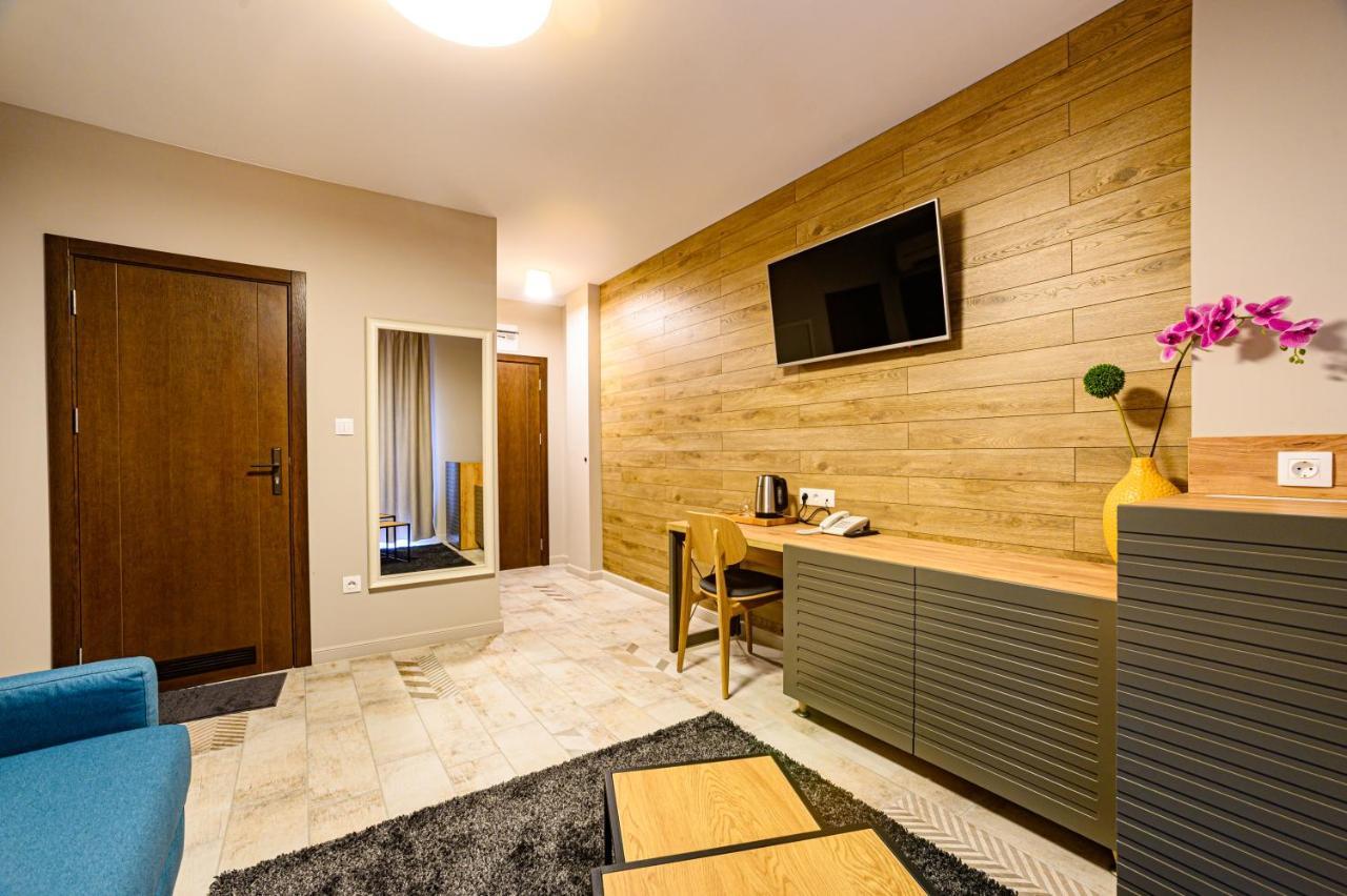 Antique Boutique Hotel Pavel Banya Exterior photo